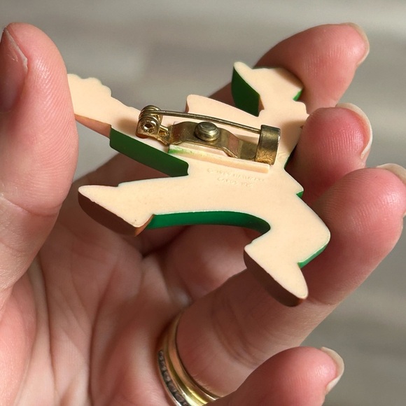 4/$50 leprechaun at-Patrick day brooch 🍀 - Picture 6 of 6